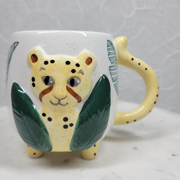 The Critter Collection Cheetah Mug 3D Big Cat Ceramic Footed Tail‎ Handle - Picture 1 of 16